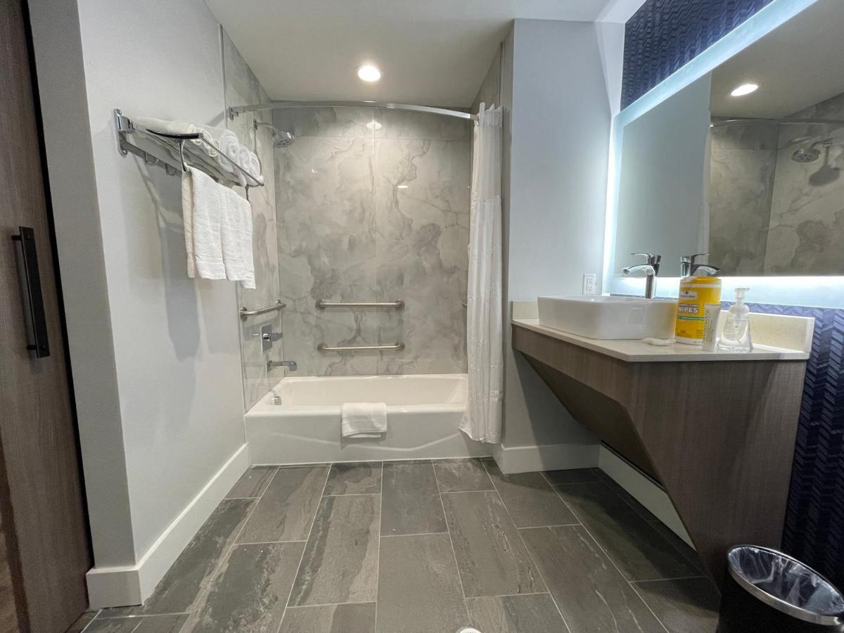 Palace Inn Blue Houston East Beltway 8 المظهر الخارجي الصورة